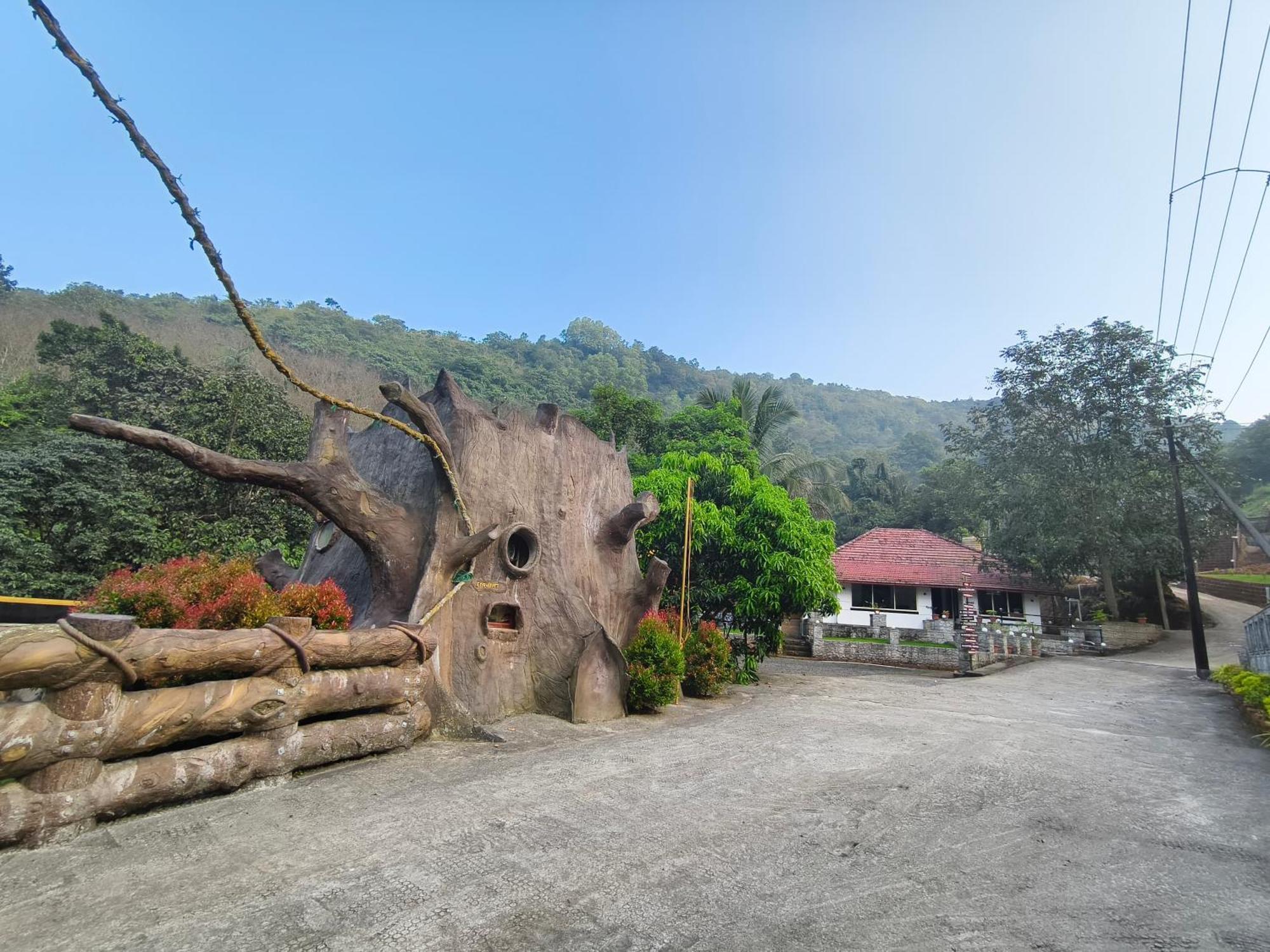 Forest And River Edge Resort 坎努尔 外观 照片