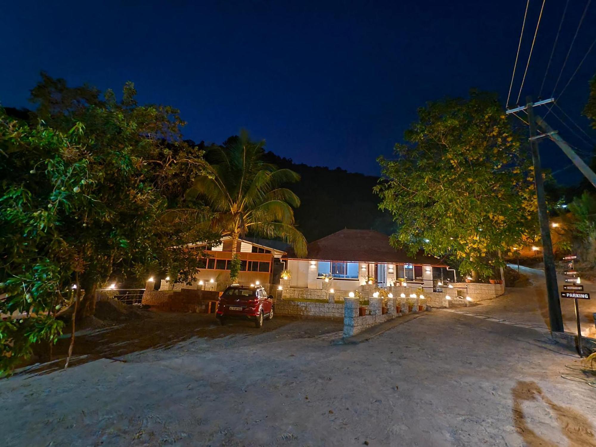 Forest And River Edge Resort 坎努尔 外观 照片